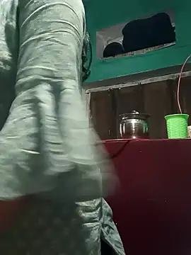 teena-11 - Teena-11's free webcam - UK Sex Cams