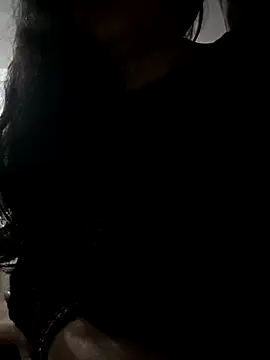 Webcam Model (lasexycoquine59)  is live.Free join now!