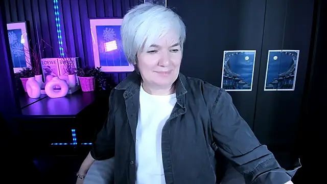 carmensoft - CarmenSoft's free webcam - UK Sex Cams