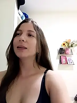 arianna_moss - Arianna_Moss's free webcam - UK Sex Cams