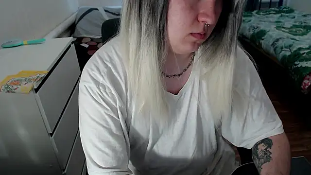 evamiron - EvaMiron's free webcam - UK Sex Cams