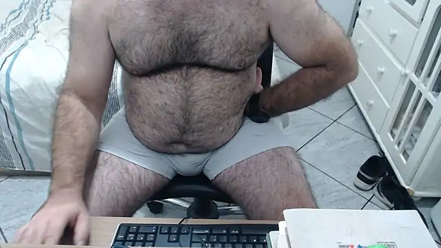 mysterbearmg (Ask my age) - CUM IN GOAL - Add Inst - Mysterbearmg