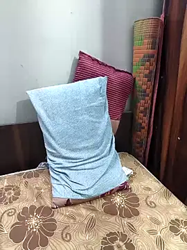 DeLhiBoy_143 live sex cam