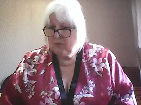 alexia64231 - Alexia64231's free webcam - UK Sex Cams