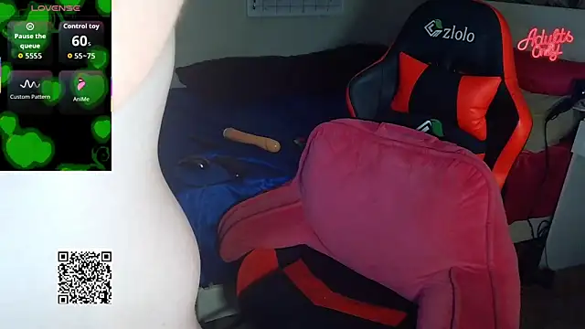 sugahfreeee - Sugahfreeee's free webcam