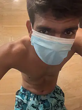 badboytom78 (M young) - Go naked