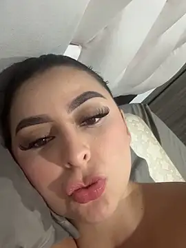 kattycollinss1 (F young) - Ass out