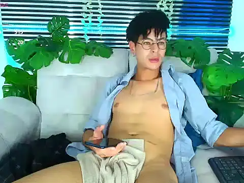 thiiagosaeenz (M young) - get my shorts off