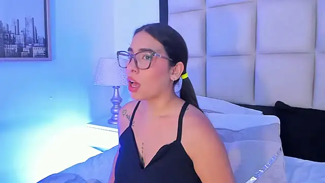 SussyFox live sex cam