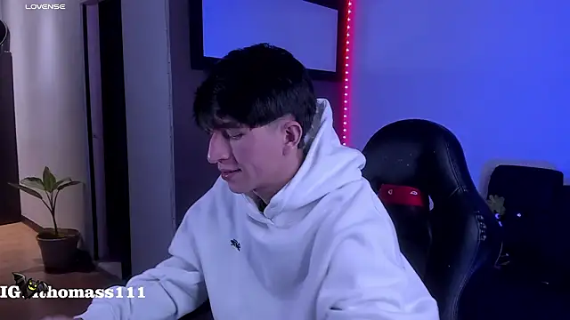 thomass_clark (M young) - cream on my chest