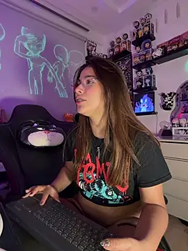 crystal_bunny7 (F young) - ride dildo with ass