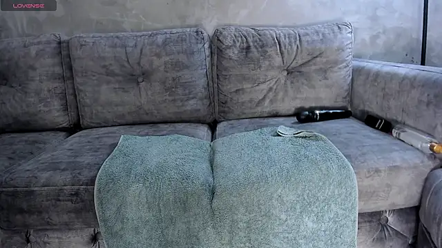 ValerieAustin live sex cam