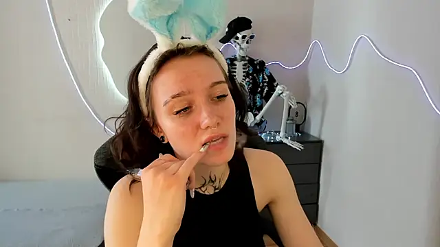 Elastikisss live sex cam