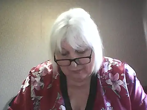 alexia64231 - Alexia64231's free webcam - UK Sex Cams