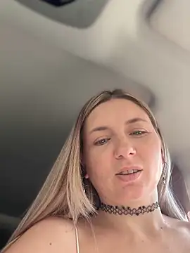 crazy-rosa - Crazy-Rosa's free webcam - UK Sex Cams