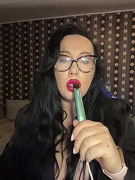 annaann_milf - AnnaAnn_Milf's free webcam - UK Sex Cams