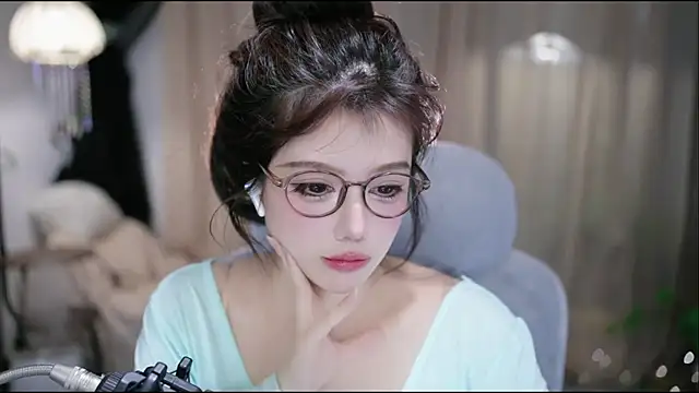 cecily - Cecily's free webcam - UK Sex Cams