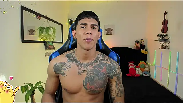 damian_latinxxx (M young) - 🔥rich shiny oil on your skin🔥