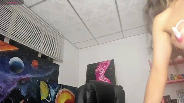 mariecam420 - Mariecam420's free webcam