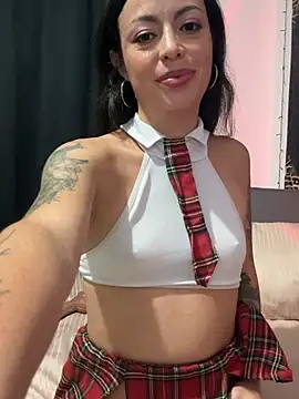 Webcam Model (Coralink) is live