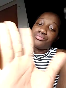 kharoll (F young) - cum + squirt 🥺use tip menu