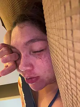 WHITEWOMEN_2 live sex cam