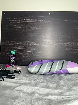 sharlot24 (F teen) - shower show