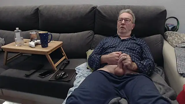 nudelschwanz (M grandpa) - Wichsen bis zum spritzen