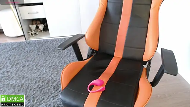 crystalyss - Crystalyss's free webcam - UK Sex Cams