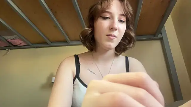 AquilineOrites live sex cam