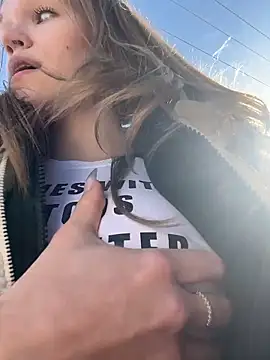 StreetSquirt live cam