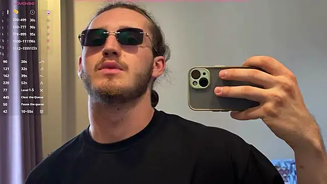 MrbigLouis live sex cam