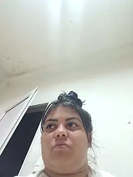 cubanaculonaxxx - CubanaCulonaxxx's free webcam