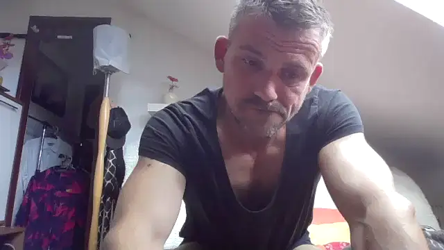 cambitchboy (Ask my age) - #bisexuals #brunettes #cam2cam #cheap-privates #daddies #dirty-talk #german #handjob #muscular #recordable-privates #recordable-publics #sexting #small-audience #white