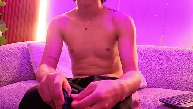 nico_vortex (M young) - spread ass and rub close 💦🍑😈