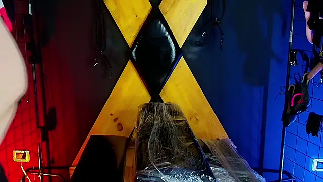 Veronica_bdsm live sex cam