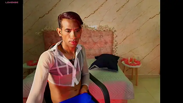 monserrat_petite live cam