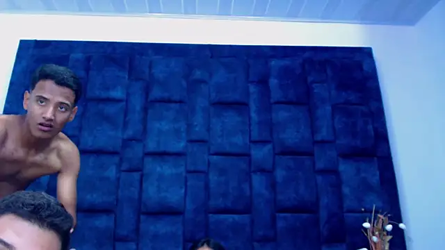 GroupNoLimits live cam