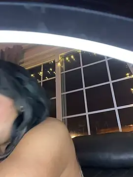 LittleMissEeve live cam