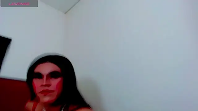 Karlaa_Hernandez_ live cam