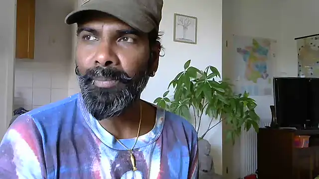 frenchblackc31 live cam