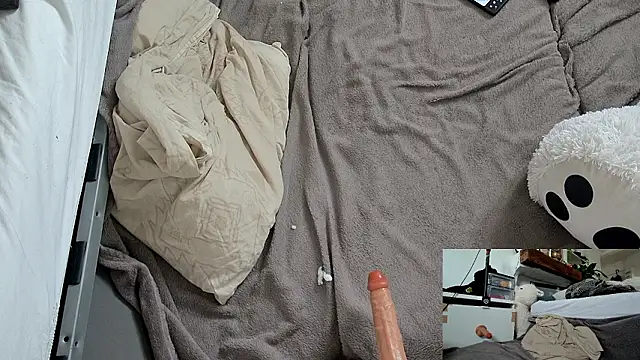 ceriselapine - CeriseLapine's free webcam - UK Sex Cams