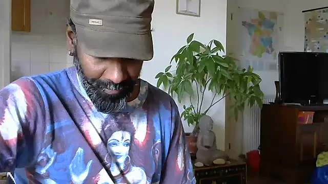 frenchblackc31 live cam