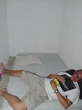 KarameloVzla live cam