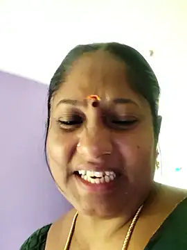 Webcam Model (yamini1431)  is live.Free join now!