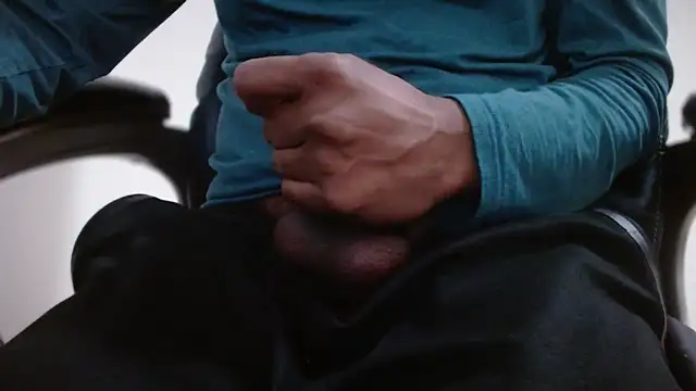 pranastro00 live cam