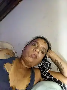 MiZzCreator live cam