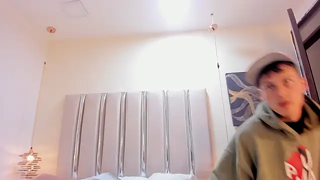 Ethan_Wolfe live cam