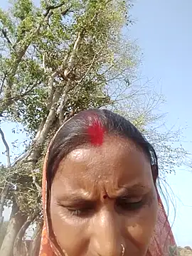 Juli_rathore live cam