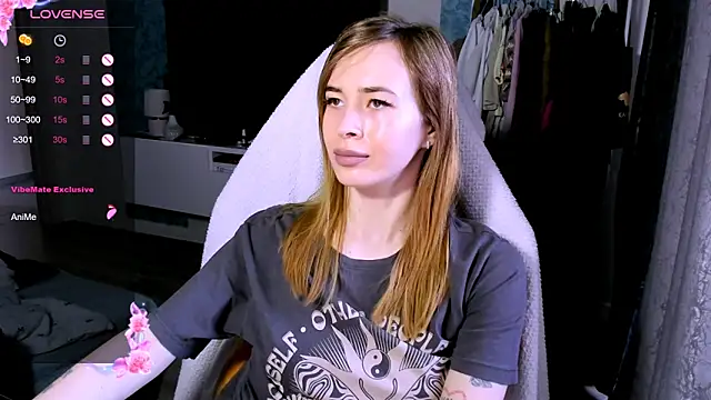 ZoyaMill live sex cam